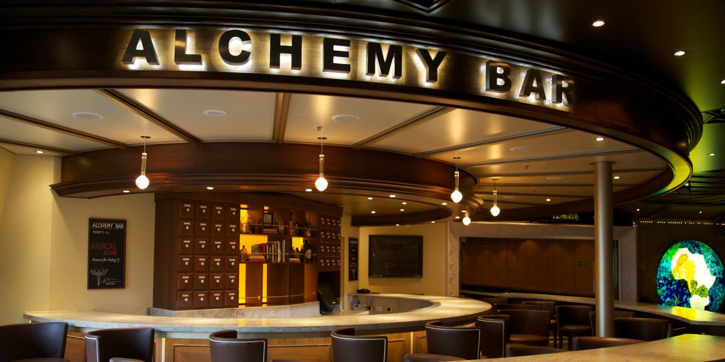 Carnival Cruise Line / Andy Newman