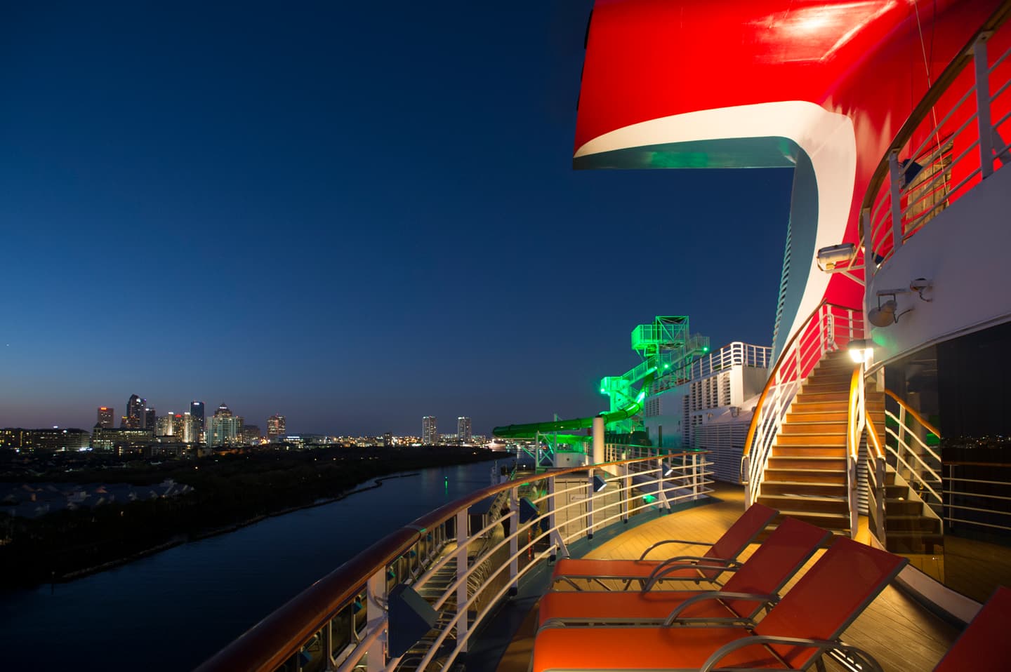 Carnival Cruise Line / Andy Newman