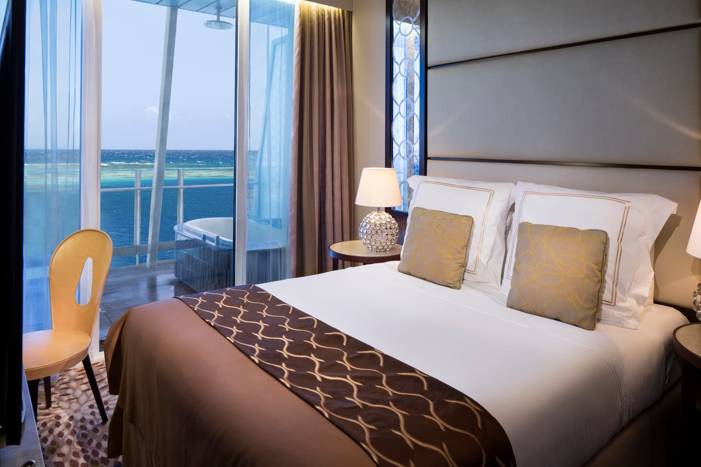 Celebrity Cruises / Michel Verdure