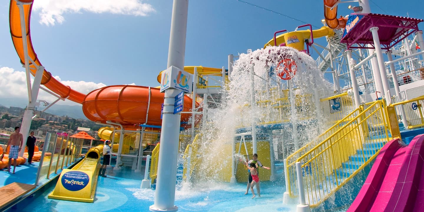 Carnival Cruise Line / Andy Newman